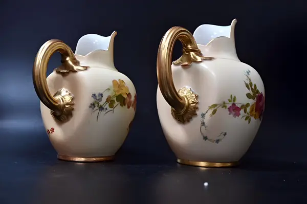 Кувшины Worcester "blush ivory". Англия 19в — вид 3