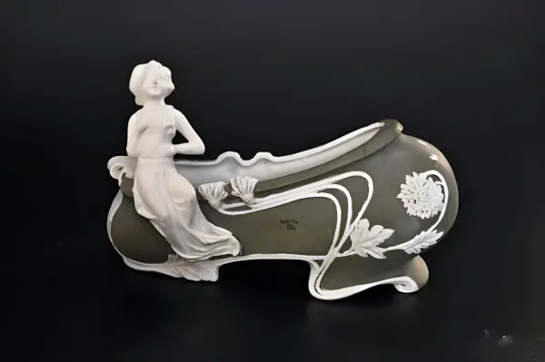 Статуэтка туфля в стиле Wedgwood — вид 2