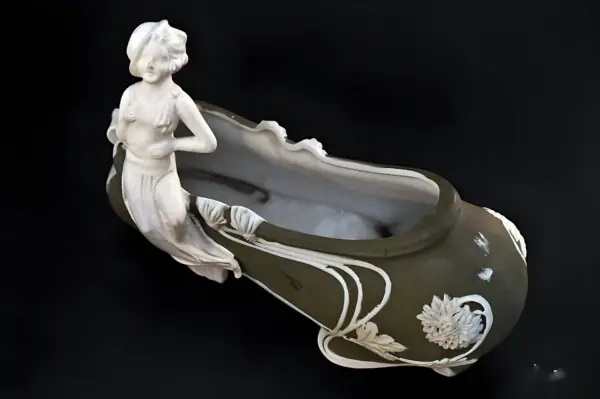 Статуэтка туфля в стиле Wedgwood — вид 6