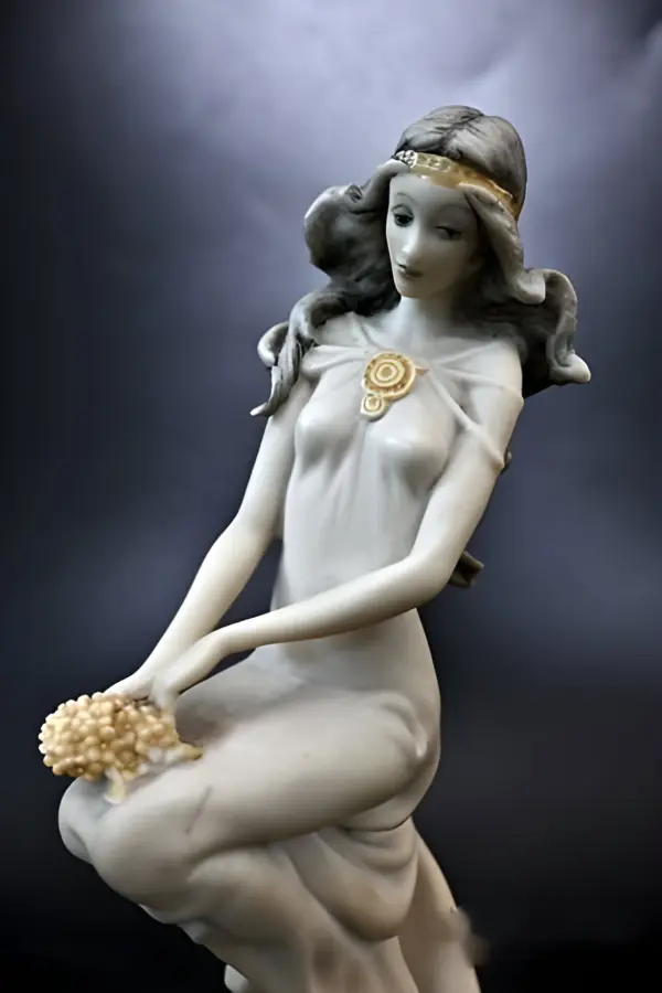 Статуэтки девушки. Capodimonte B. Merli. Италия — вид 5