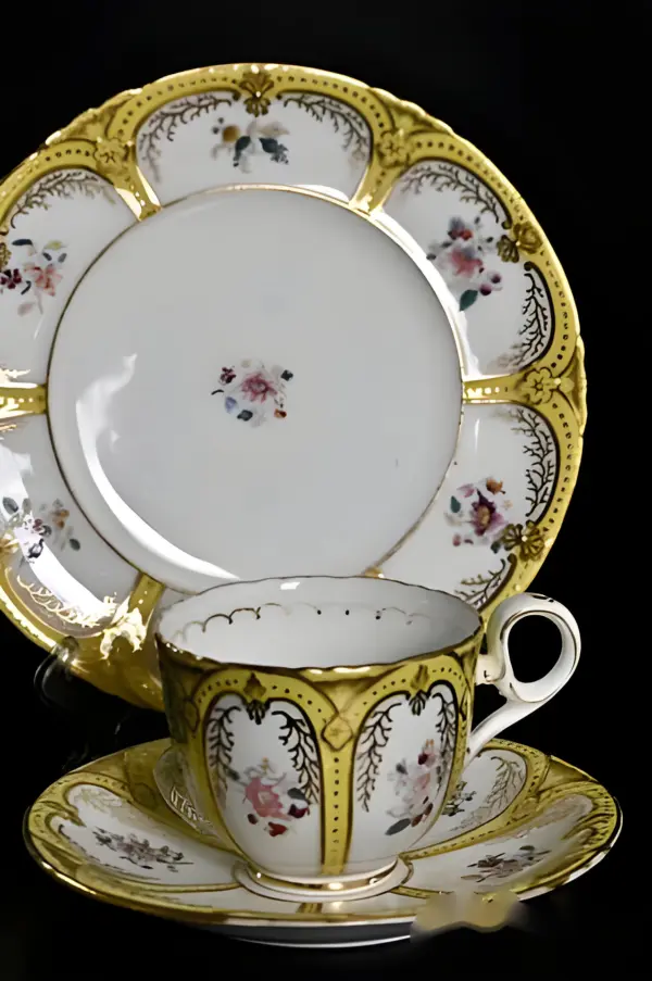 Антикварное Чайное трио Coalport. Англия — вид 8