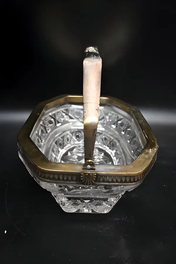 Антикварная ваза с ручкой. Baccarat. 19 в — вид 6