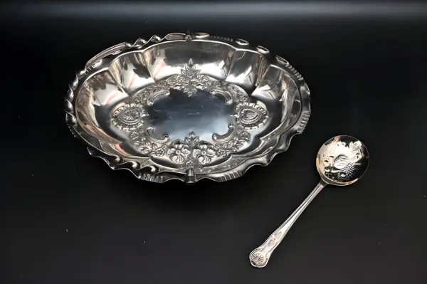 Ваза-корзинка с ручкой. Серебрение. Европа — вид 4
