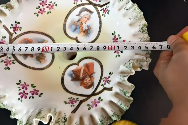 Фестончатая ваза. Портреты. Франция 19-20 в — вид 7